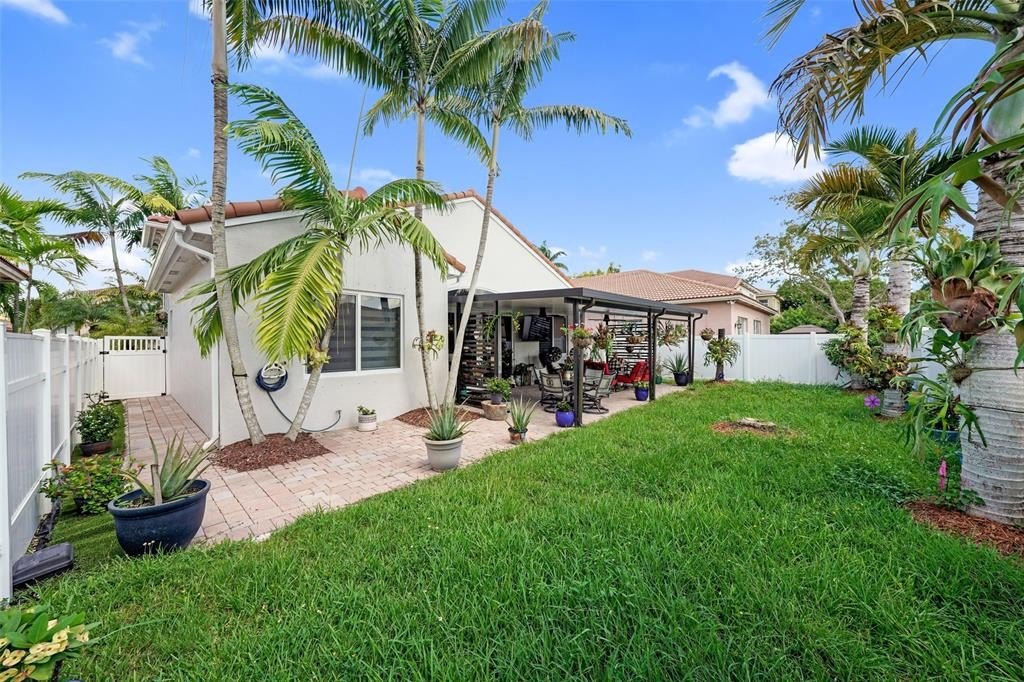 Homestead, Florida, 33033, United States, 3 Bedrooms Bedrooms, ,2 BathroomsBathrooms,Residential,For Sale,1981284