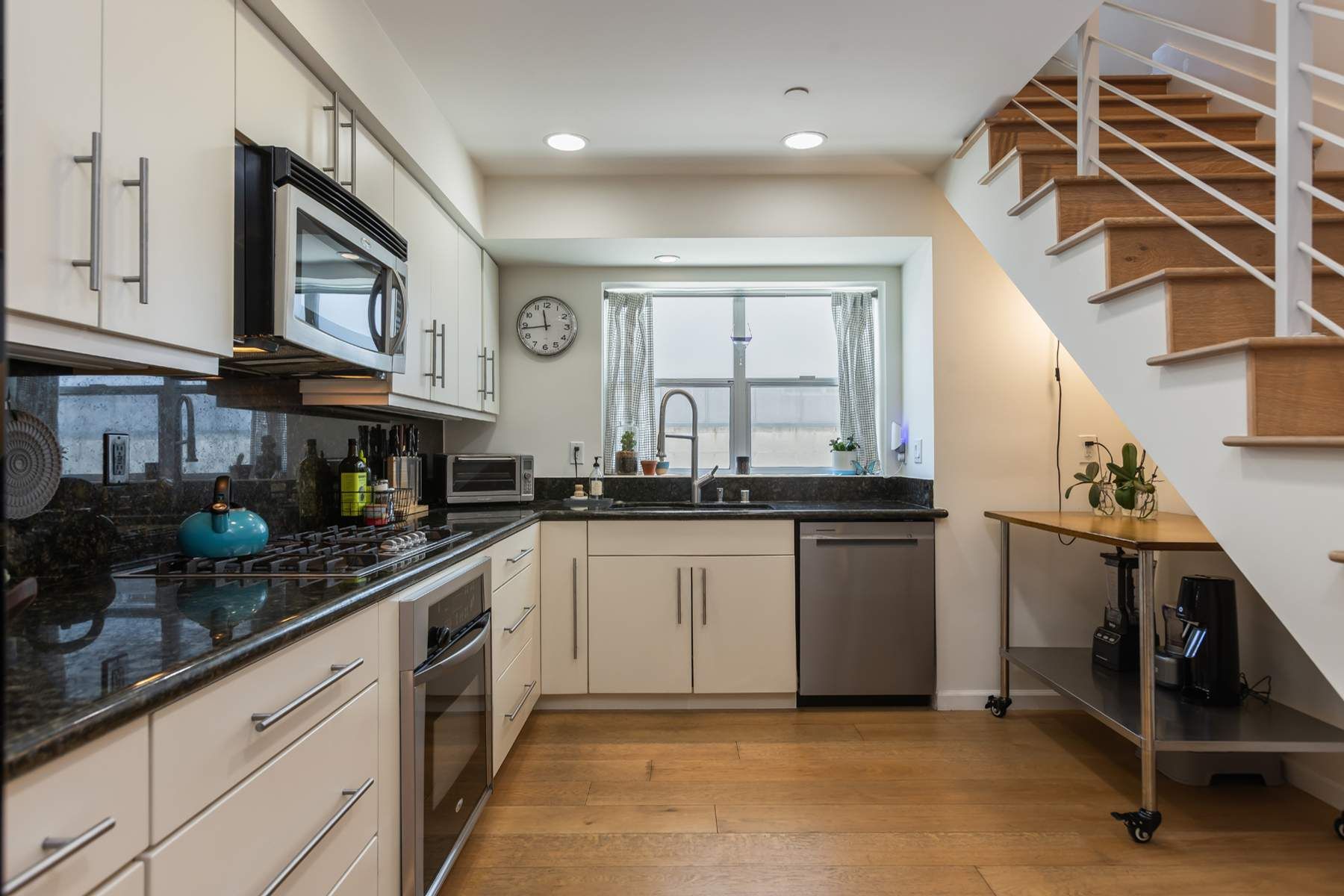  5936 Barton Avenue - 物件實景