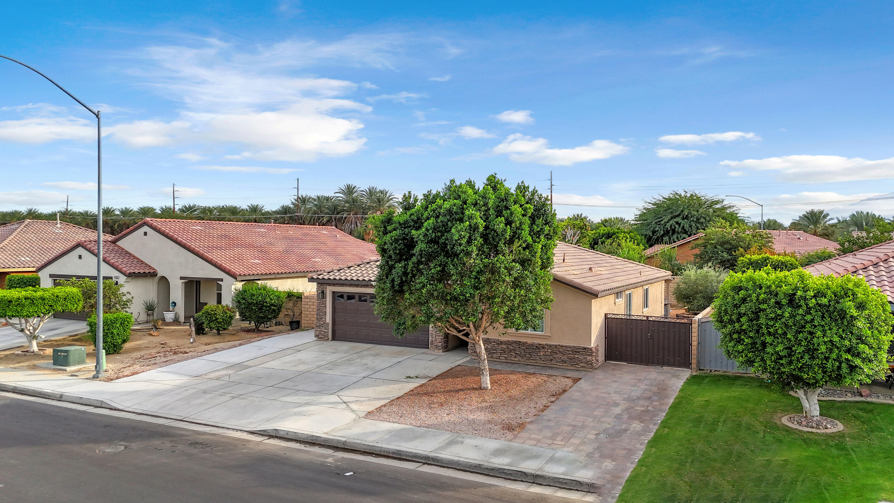 Coachella, California, 92236, United States, 3 Bedrooms Bedrooms, ,2 BathroomsBathrooms,Residential,For Sale,1991504