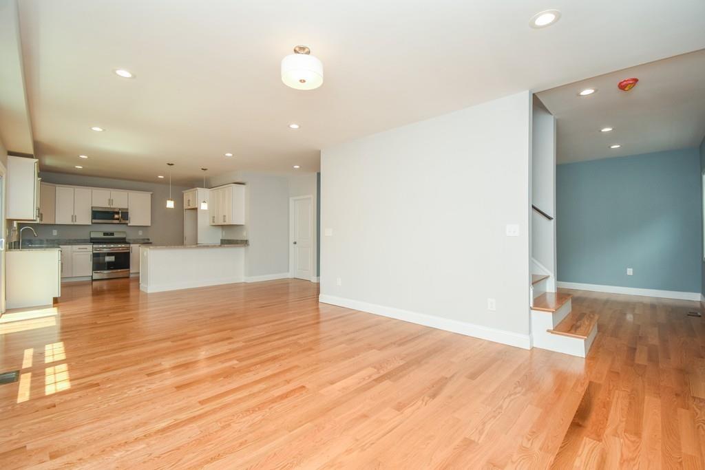 Saugus, Massachusetts, 01906, United States, 4 Bedrooms Bedrooms, ,3 BathroomsBathrooms,Residential,For Sale,1937803