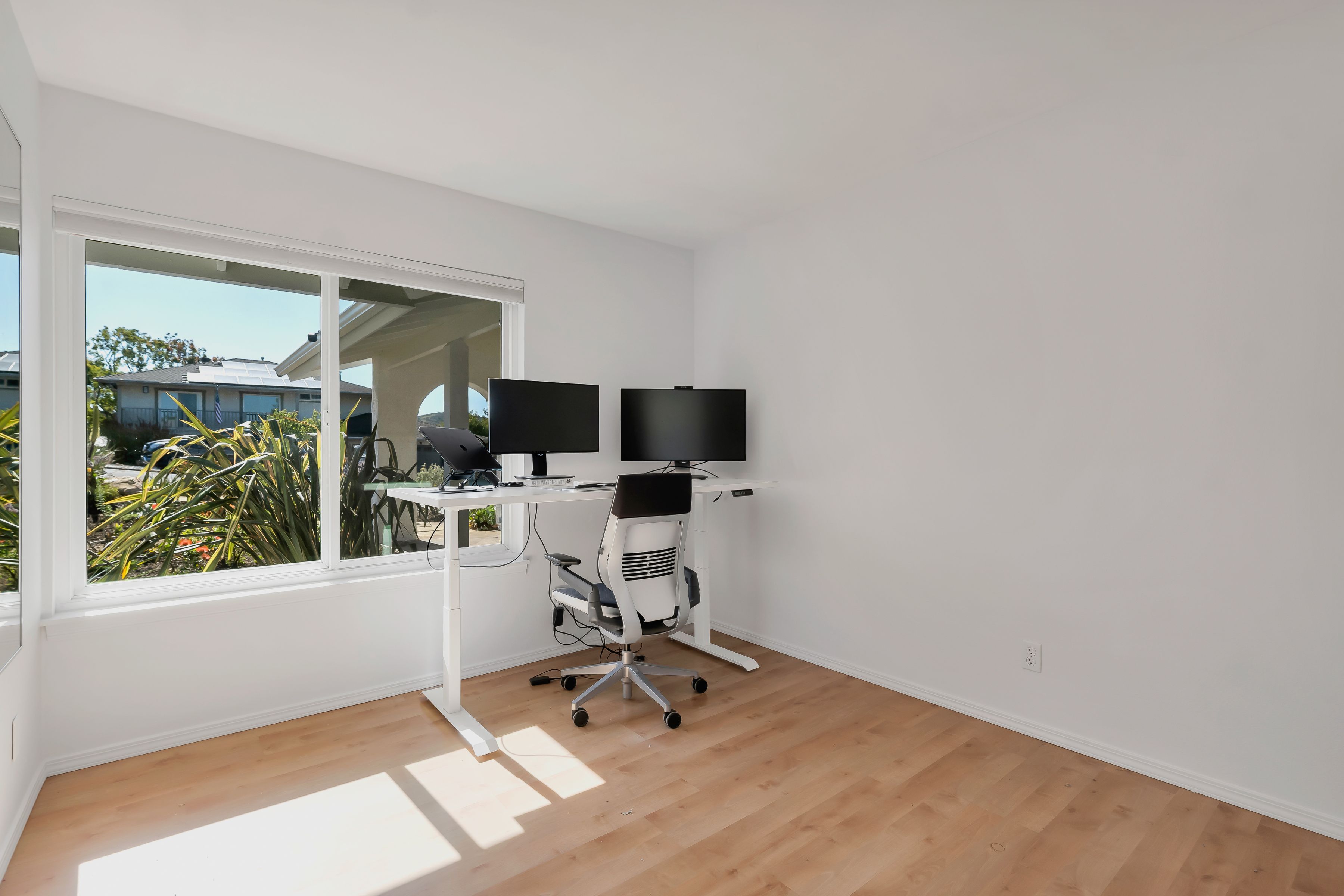  351 S. Greenway Avenue, Newbury Park - 物件實景