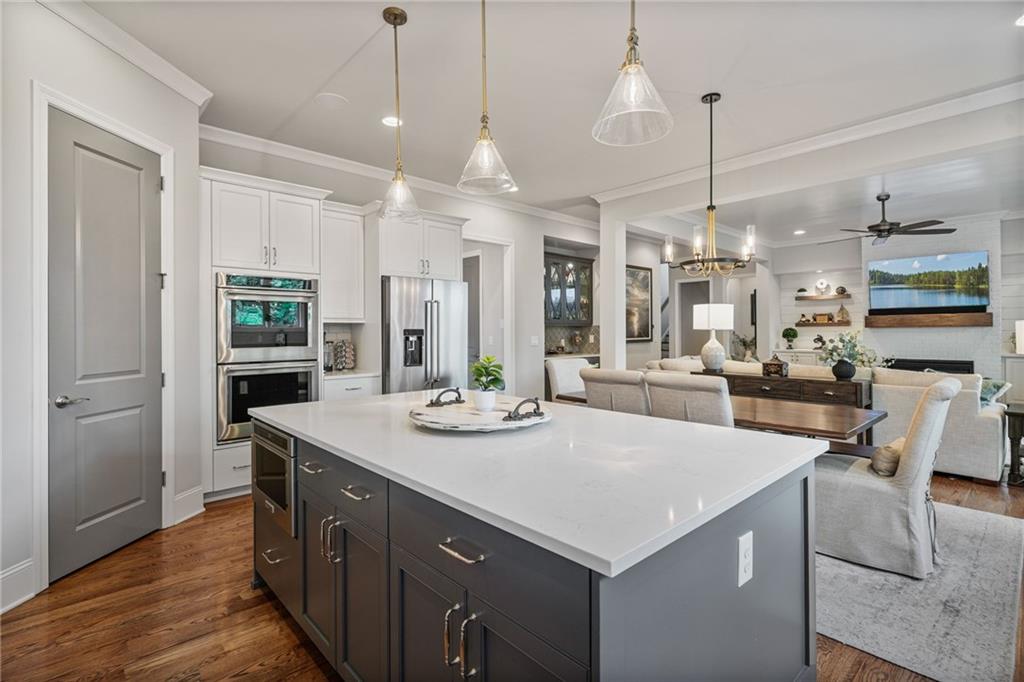 Alpharetta, Georgia, 30022, United States, 6 Bedrooms Bedrooms, ,6 BathroomsBathrooms,Residential,For Sale,1900569