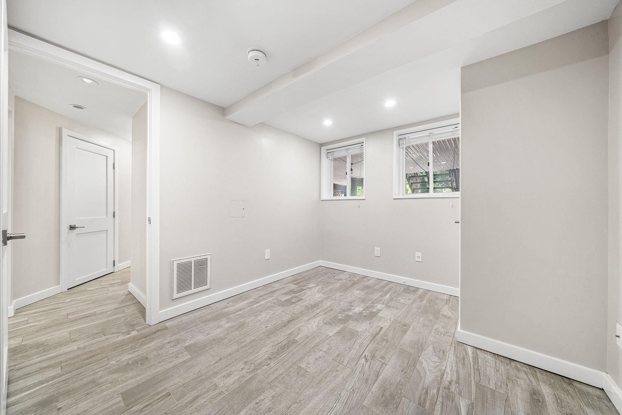  10 E Linden Street, Alexandria, VA, 22301 - 物件實景