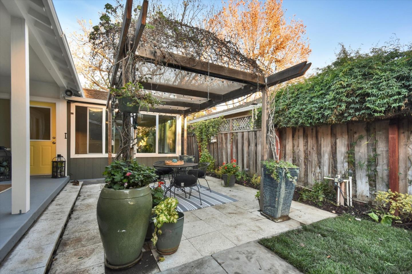 San Jose, California, 95125, United States, 4 Bedrooms Bedrooms, ,2 BathroomsBathrooms,Residential,For Sale,2003110