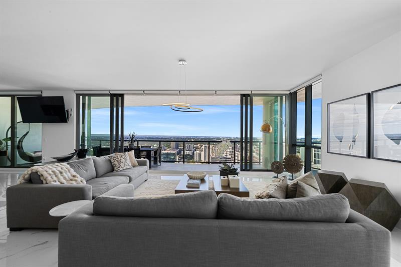 Fort Lauderdale, Florida, 33301, United States, 4 Bedrooms Bedrooms, ,5 BathroomsBathrooms,Residential,For Sale,1987961