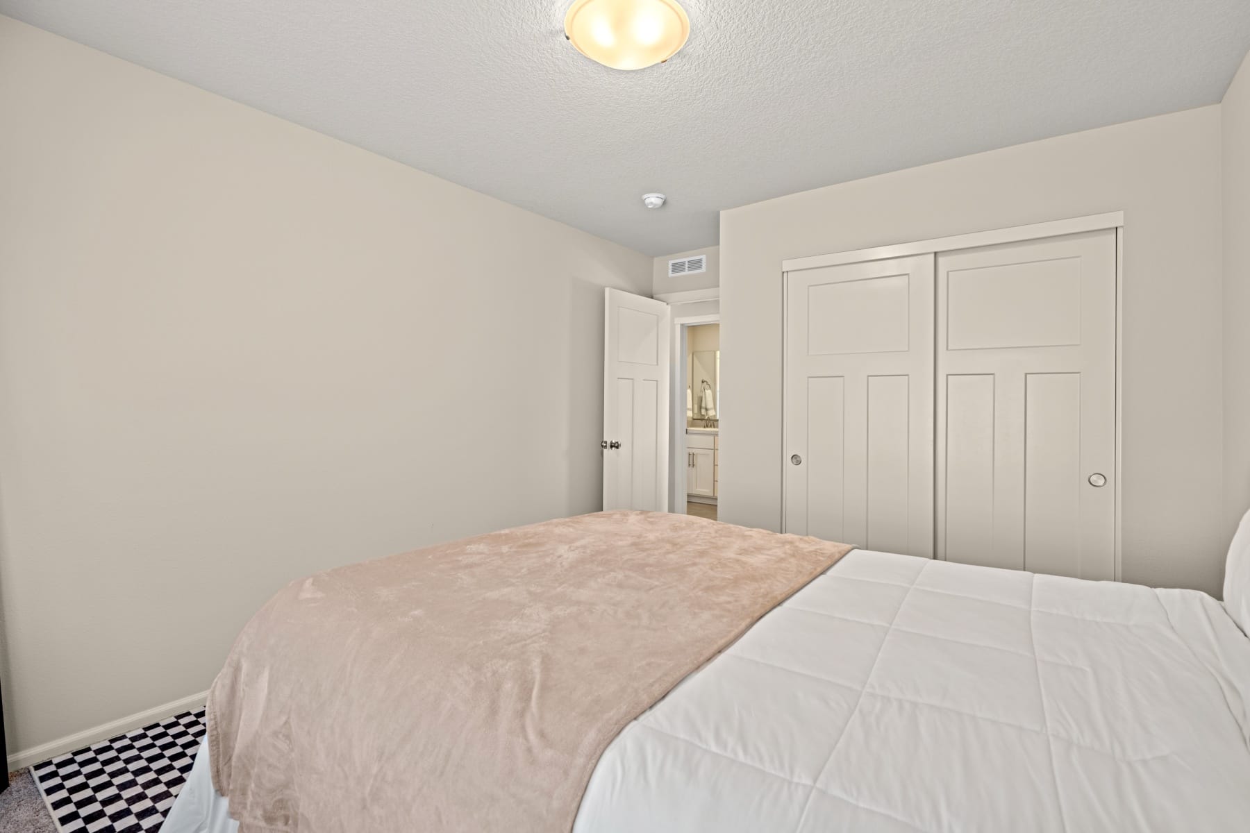  2006 NW WESSEX ST McMinnville, OR 97128 - 物件實景