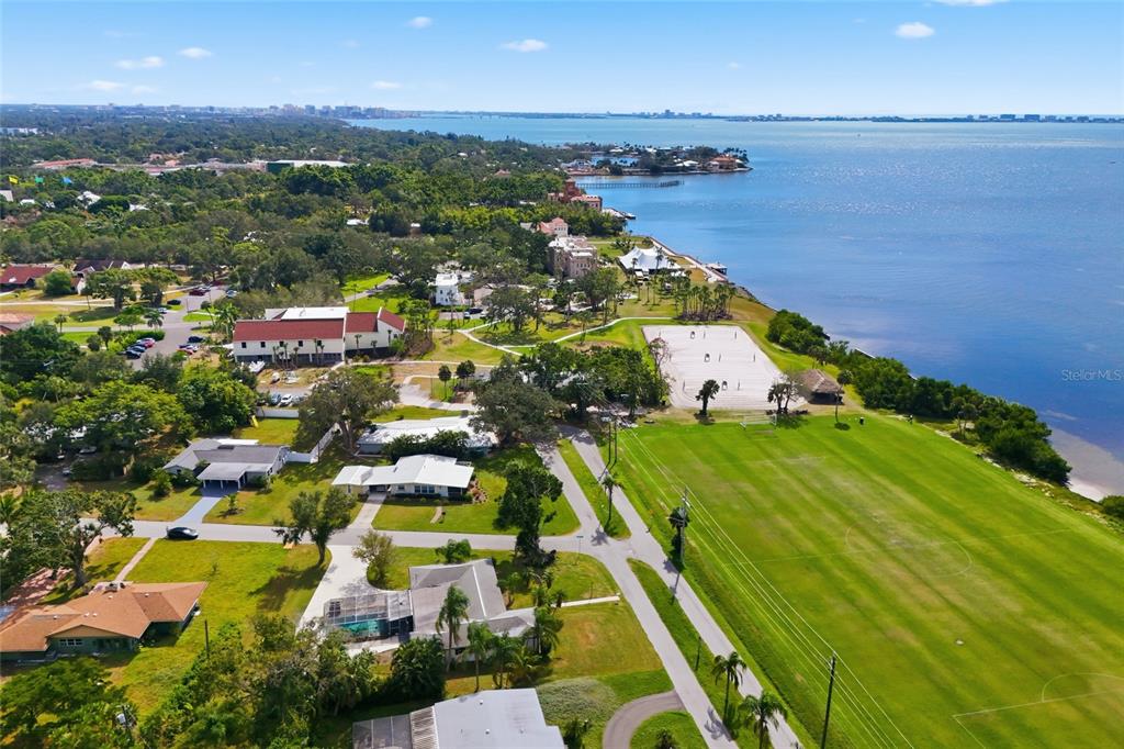 Sarasota, Florida, 34243, United States, 2 Bedrooms Bedrooms, ,2 BathroomsBathrooms,Residential,For Sale,1989484