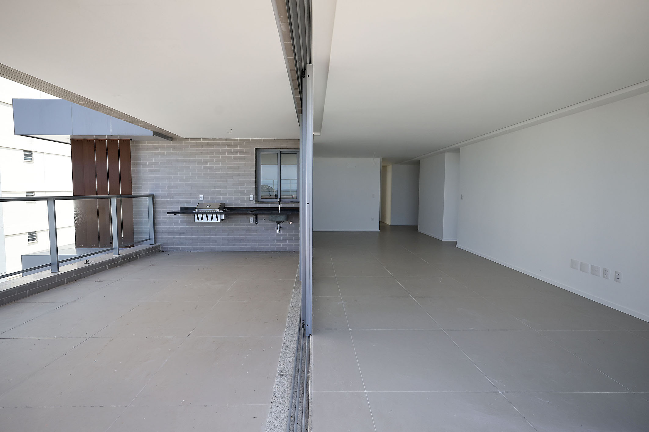  Single-level penthouse with private pool and ocean views in Barra da Tijuca - 物件實景