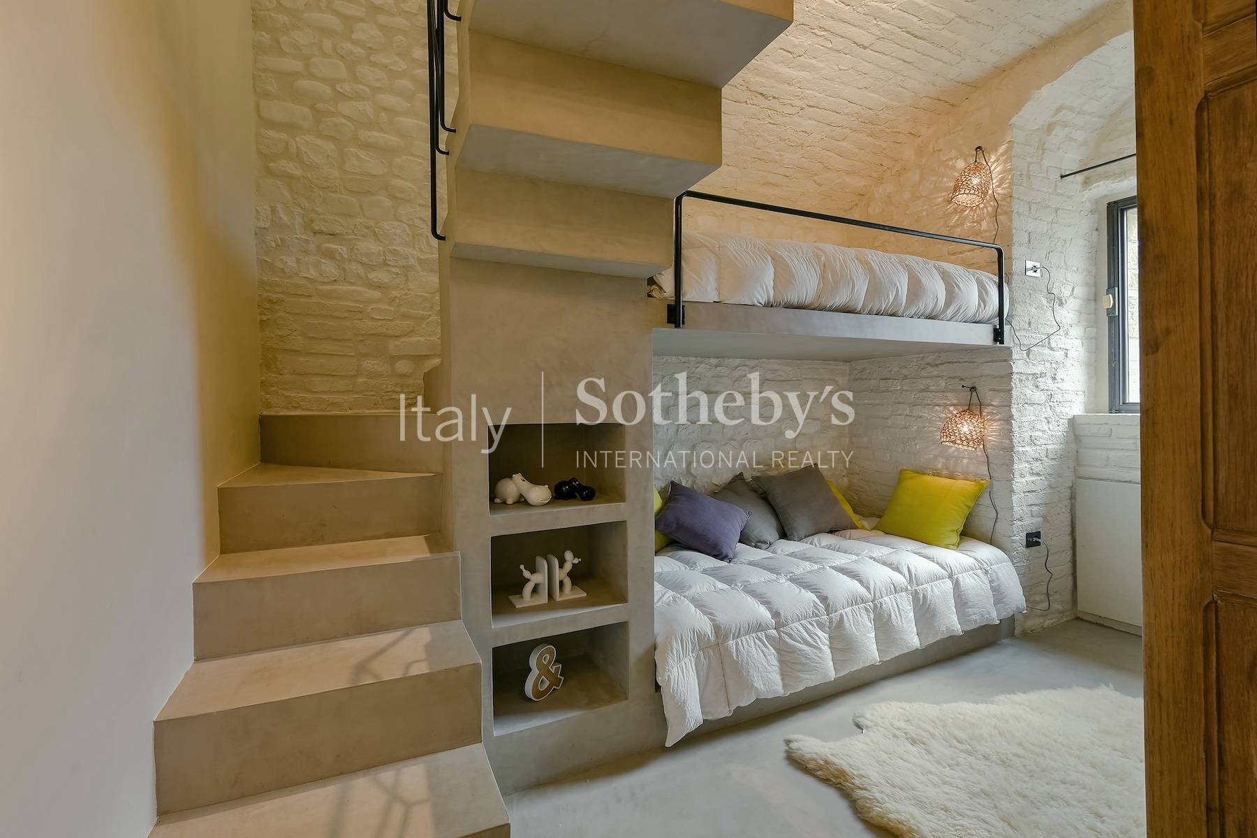  Splendid renovated castle with pool in the Florentine Chianti - 物件實景