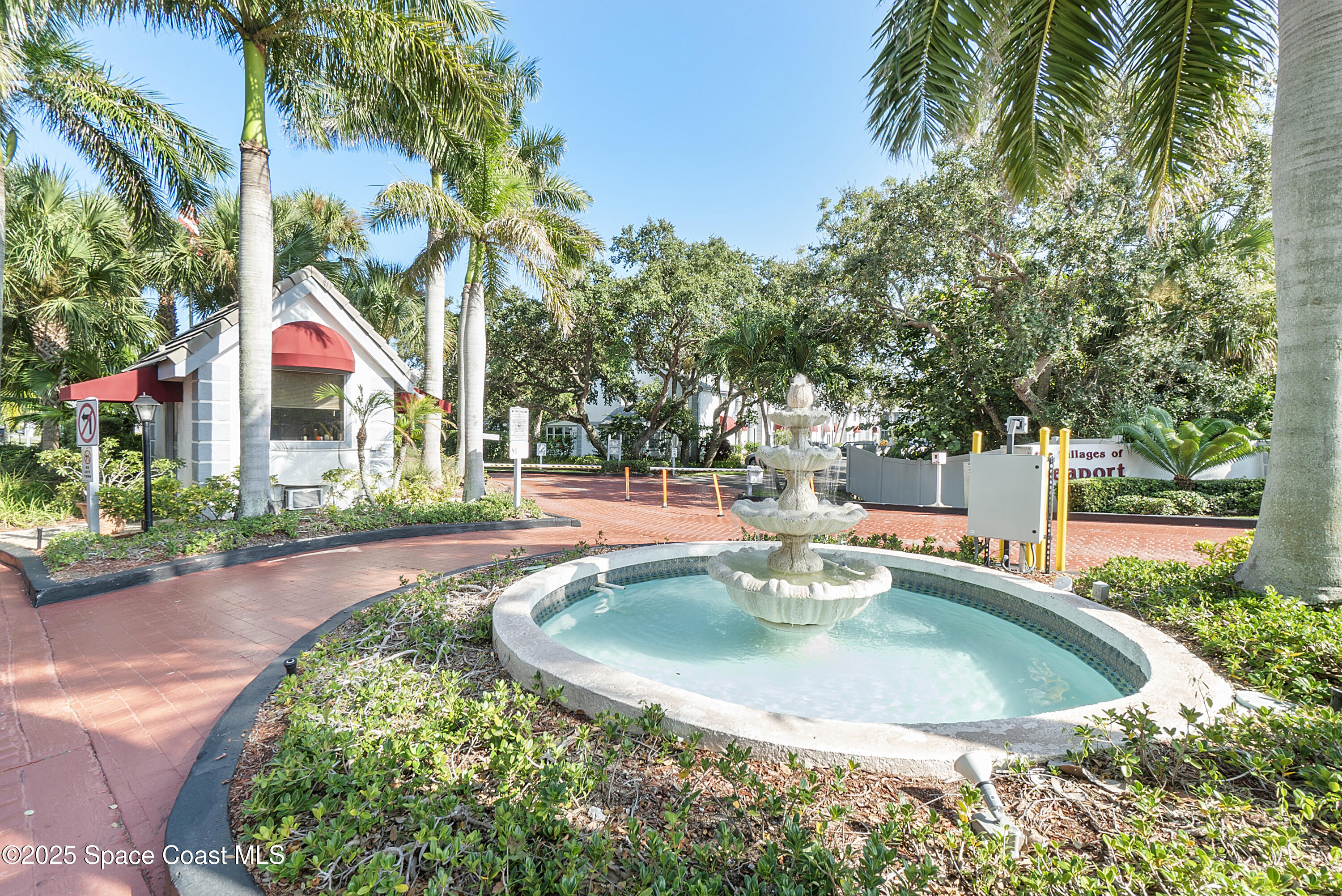 Cape Canaveral, Florida, 32920, United States, 3 Bedrooms Bedrooms, ,2 BathroomsBathrooms,Residential,For Sale,1942154