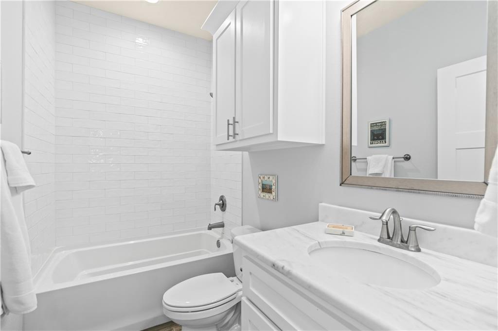 Corpus Christi, Texas, 78418, United States, 5 Bedrooms Bedrooms, ,3 BathroomsBathrooms,Residential,For Sale,1847256