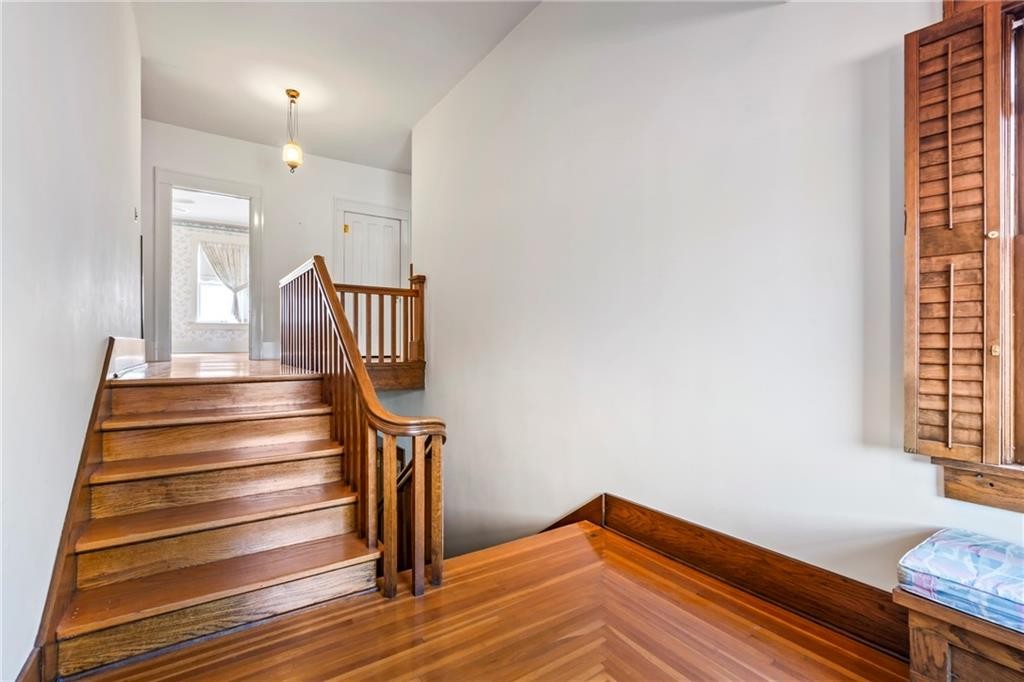 Siloam Springs, Arkansas, 72761, United States, 5 Bedrooms Bedrooms, ,3 BathroomsBathrooms,Residential,For Sale,1984286