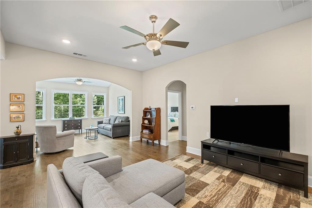 Woodstock, Georgia, 30188, United States, 3 Bedrooms Bedrooms, ,2 BathroomsBathrooms,Residential,For Sale,1906766