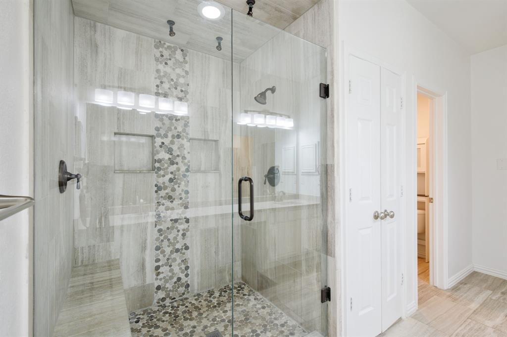 Dallas, Texas, 75235, United States, 3 Bedrooms Bedrooms, ,3 BathroomsBathrooms,Residential,For Sale,1906057