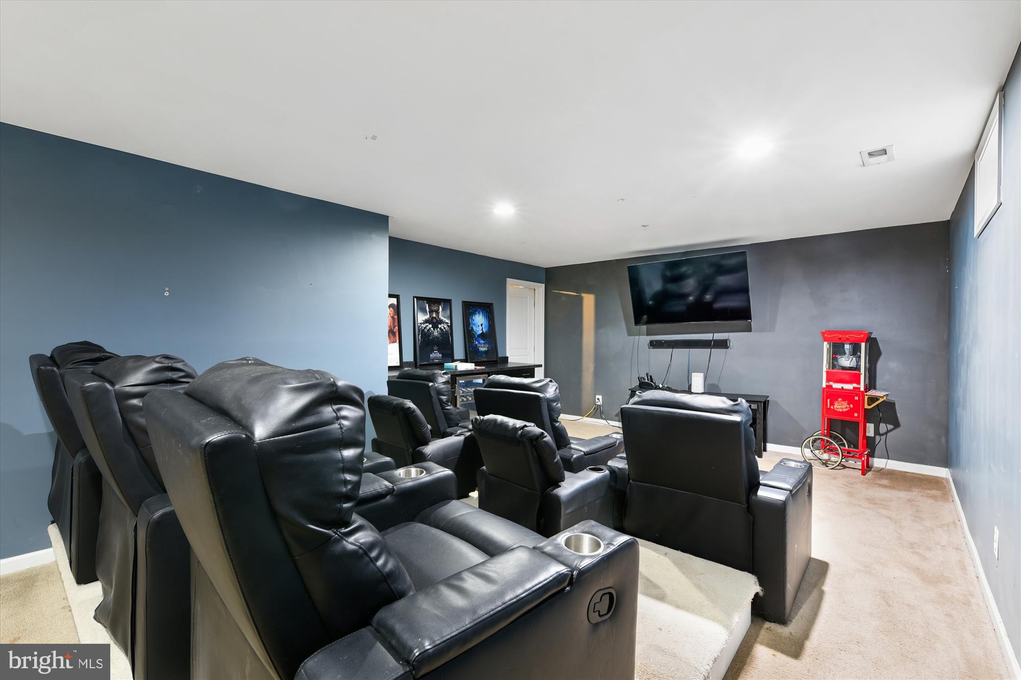 Aberdeen, Maryland, 21001, United States, 6 Bedrooms Bedrooms, ,5 BathroomsBathrooms,Residential,For Sale,1996659