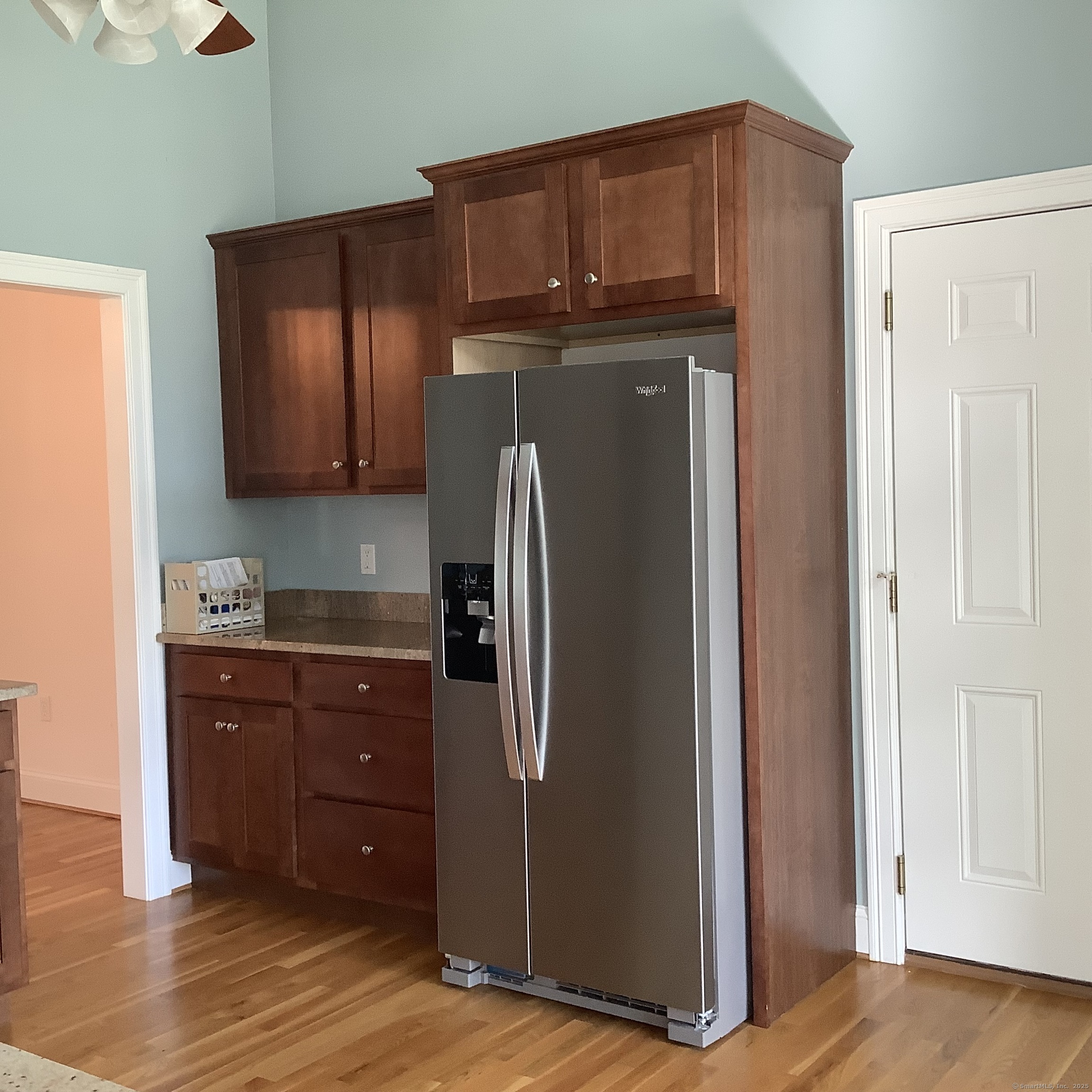 Cromwell, Connecticut, 06416, United States, 2 Bedrooms Bedrooms, ,2 BathroomsBathrooms,Residential,For Sale,1987108