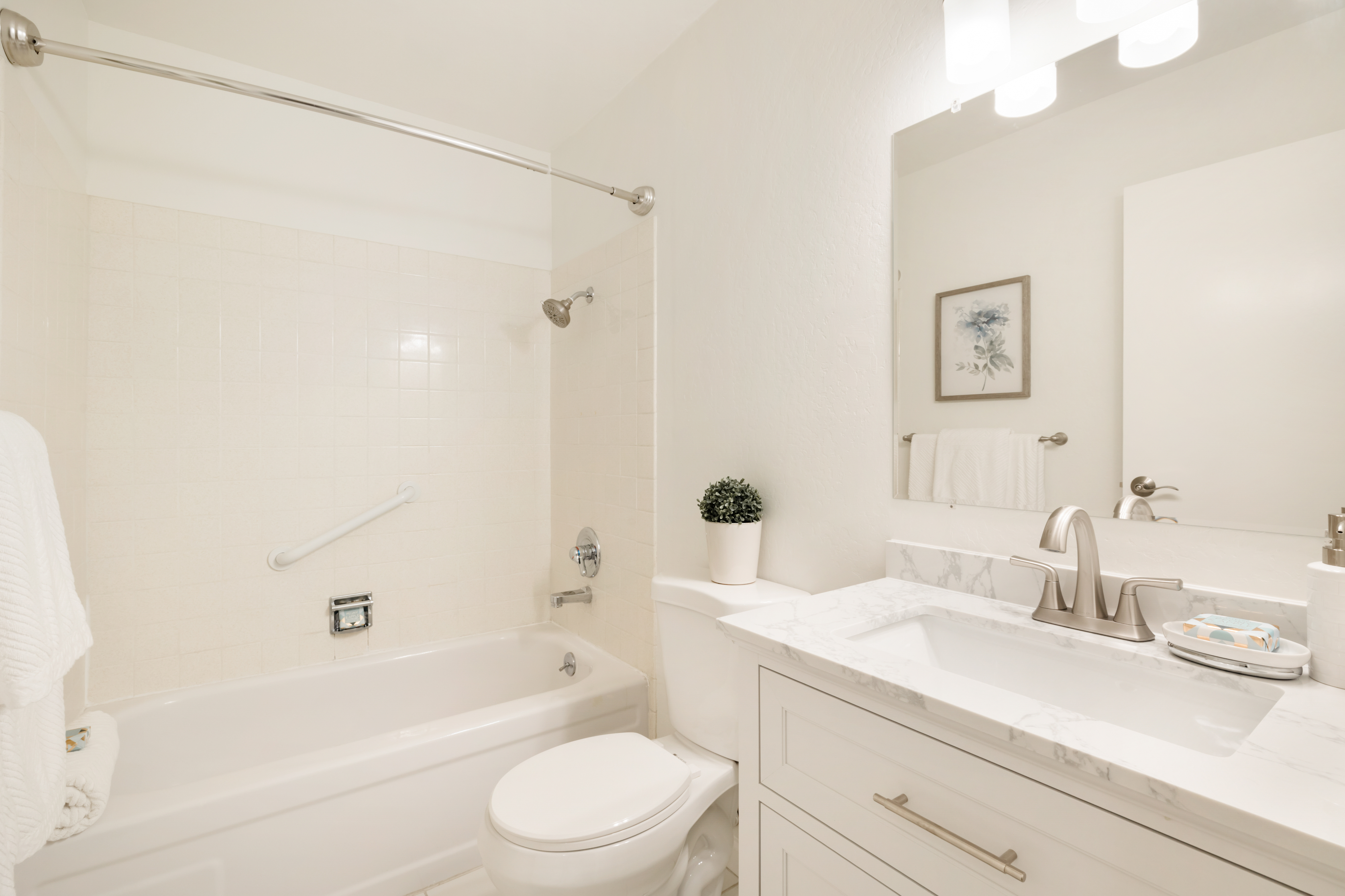  Updated Condo In Prime Los Altos Cul de Sac Location - 物件實景