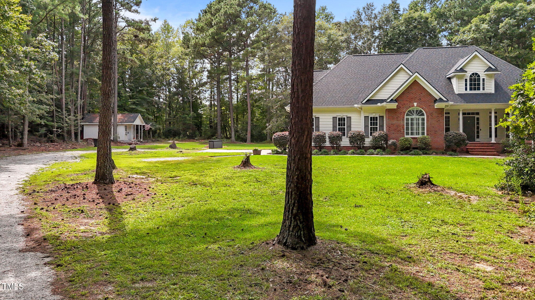 Smithfield, North Carolina, 27577, United States, 3 Bedrooms Bedrooms, ,4 BathroomsBathrooms,Residential,For Sale,1933670