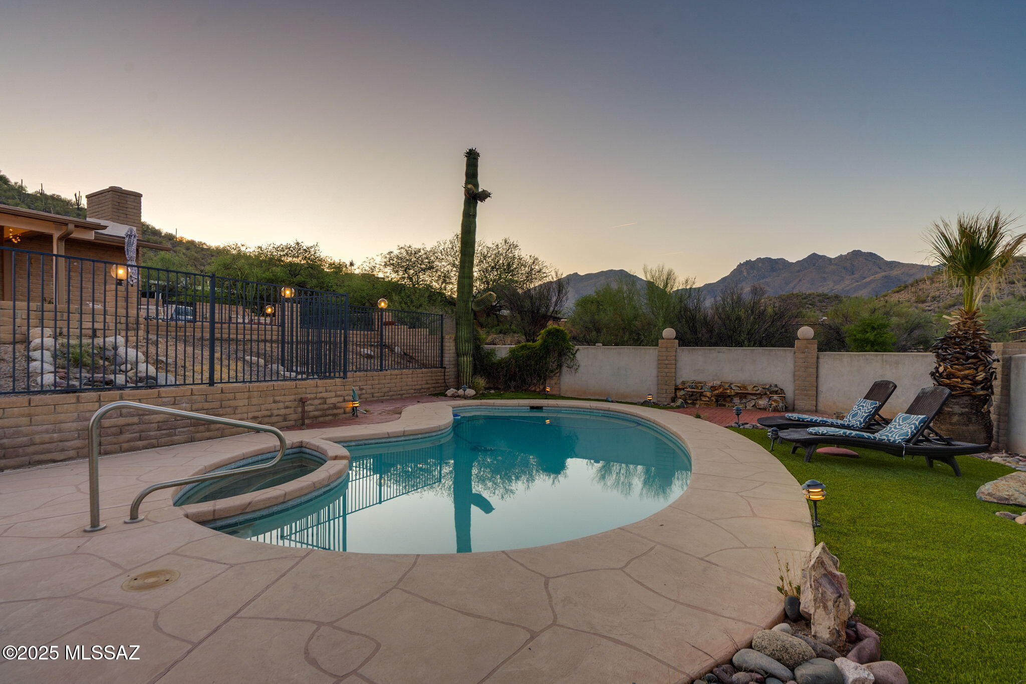 Tucson, Arizona, 85750, United States, 3 Bedrooms Bedrooms, ,2 BathroomsBathrooms,Residential,For Sale,1934360