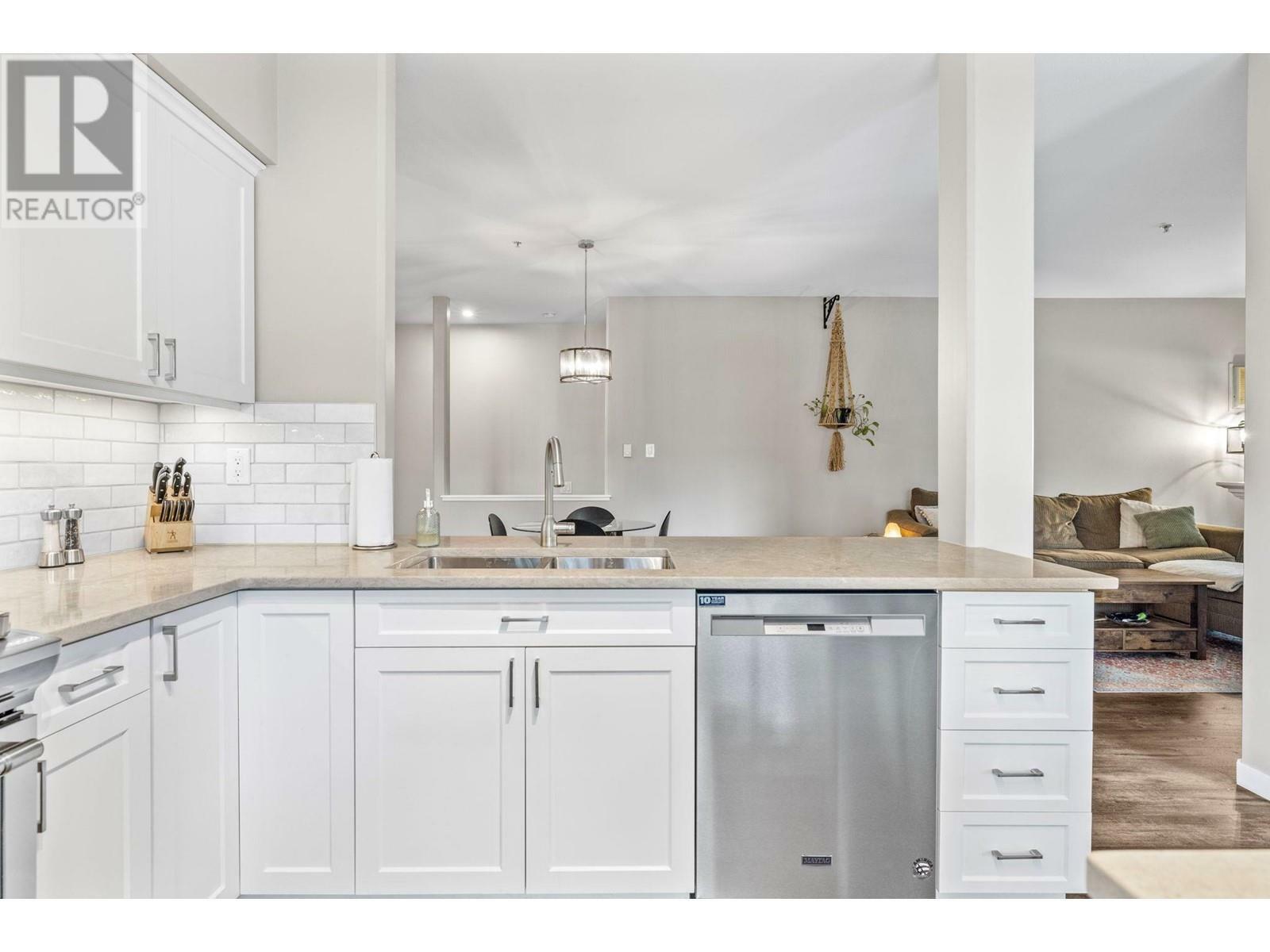KELOWNA, British Columbia, V1W 1A4, CA, 2 Bedrooms Bedrooms, ,2 BathroomsBathrooms,Residential,For Sale,1837989