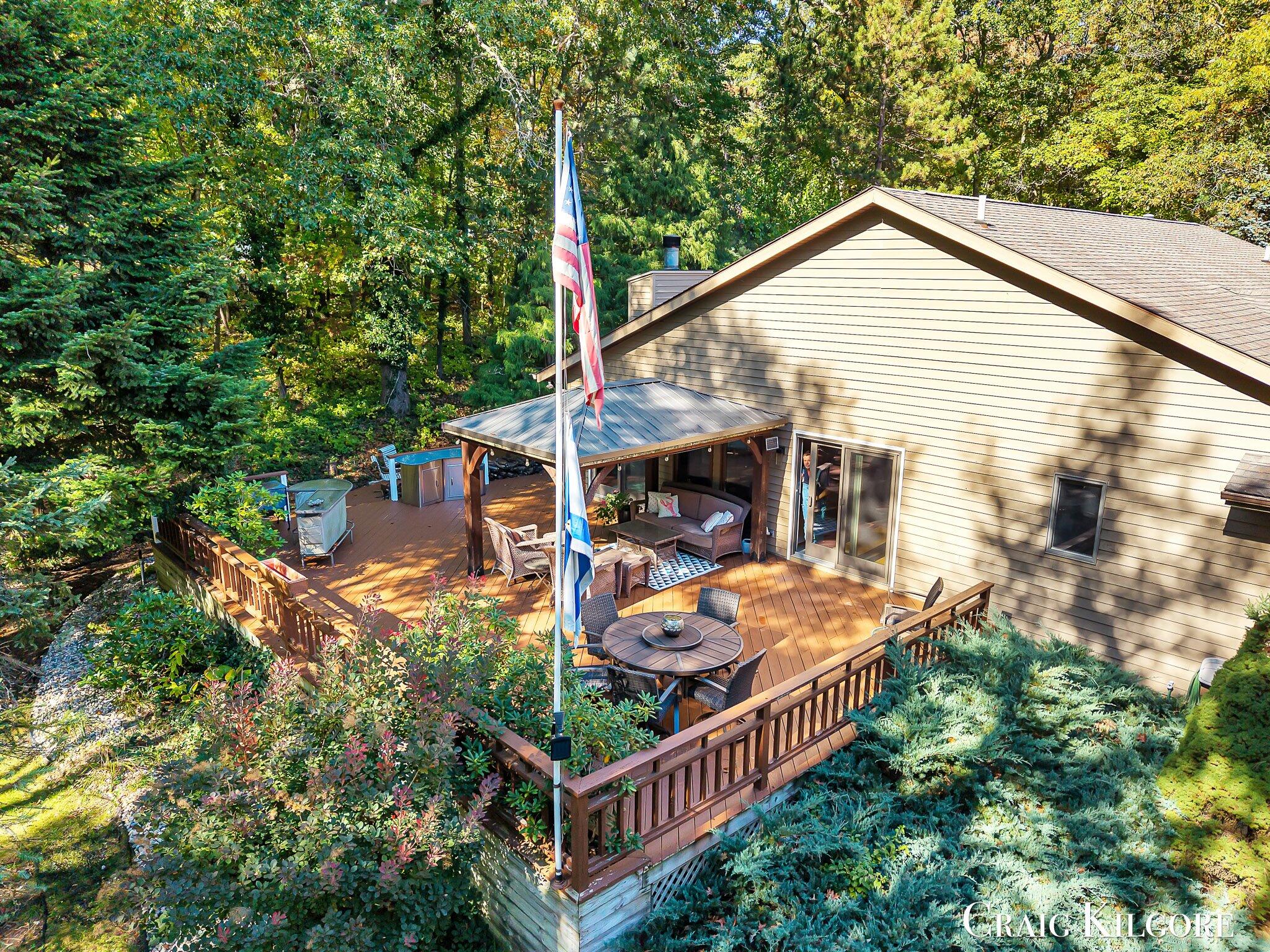 Spring Lake, Michigan, 49456, United States, 2 Bedrooms Bedrooms, ,3 BathroomsBathrooms,Residential,For Sale,2003157