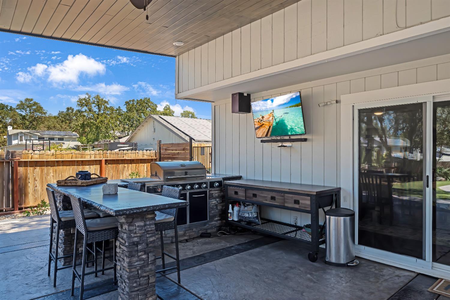 Cameron Park, California, 95682, United States, 4 Bedrooms Bedrooms, ,3 BathroomsBathrooms,Residential,For Sale,1942524