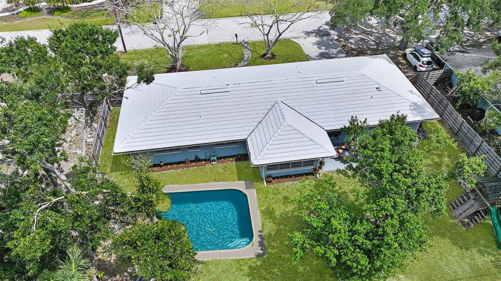 Sarasota, Florida, 34239, United States, 3 Bedrooms Bedrooms, ,2 BathroomsBathrooms,Residential,For Sale,1785802