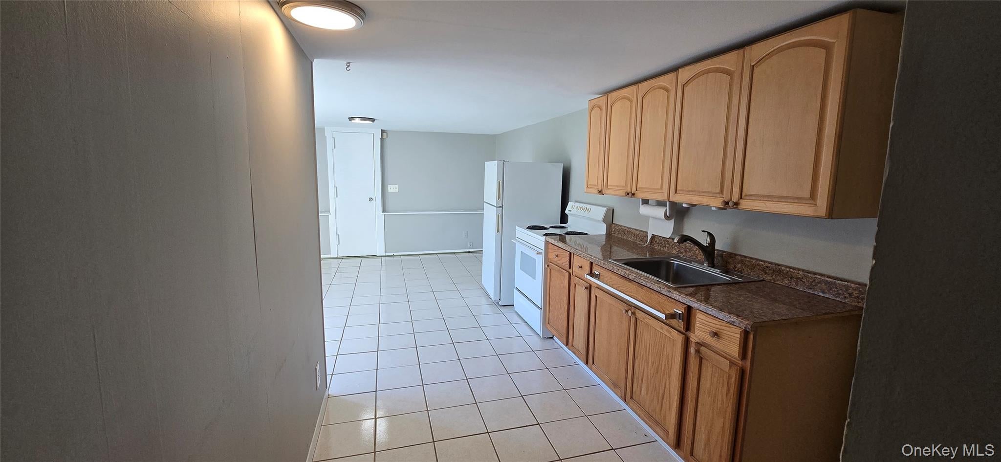 Shirley, New York, 11967, United States, 4 Bedrooms Bedrooms, ,4 BathroomsBathrooms,Residential,For Sale,1924990