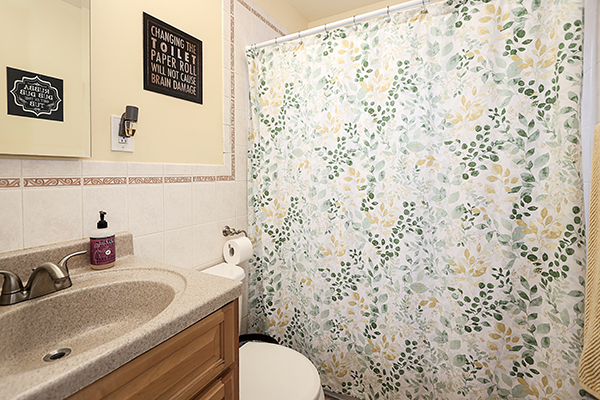 Massapequa, New York, 11758, United States, 3 Bedrooms Bedrooms, ,2 BathroomsBathrooms,Residential,For Sale,1974193