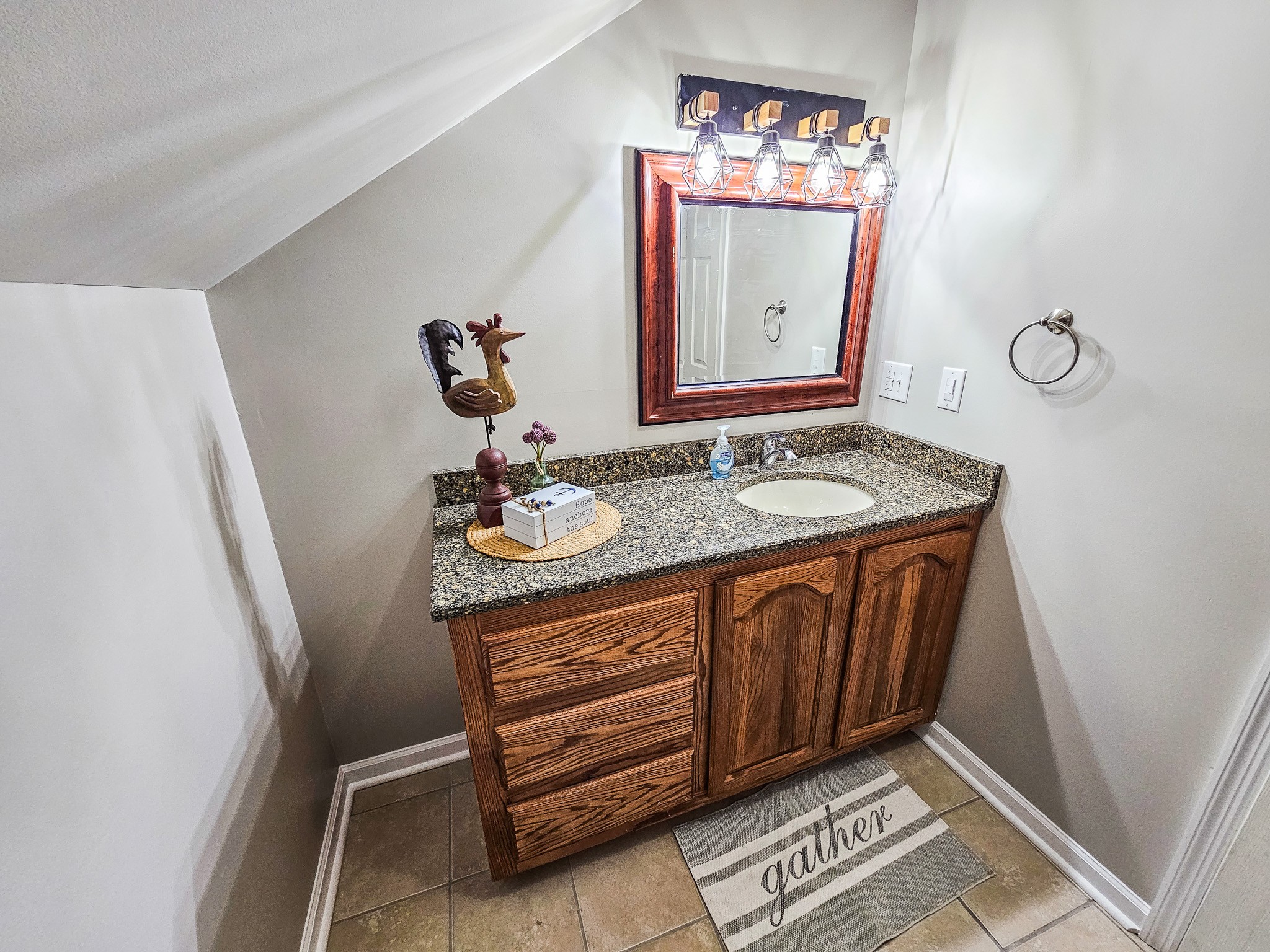 Tullahoma, Tennessee, 37388, United States, 3 Bedrooms Bedrooms, ,4 BathroomsBathrooms,Residential,For Sale,1794204