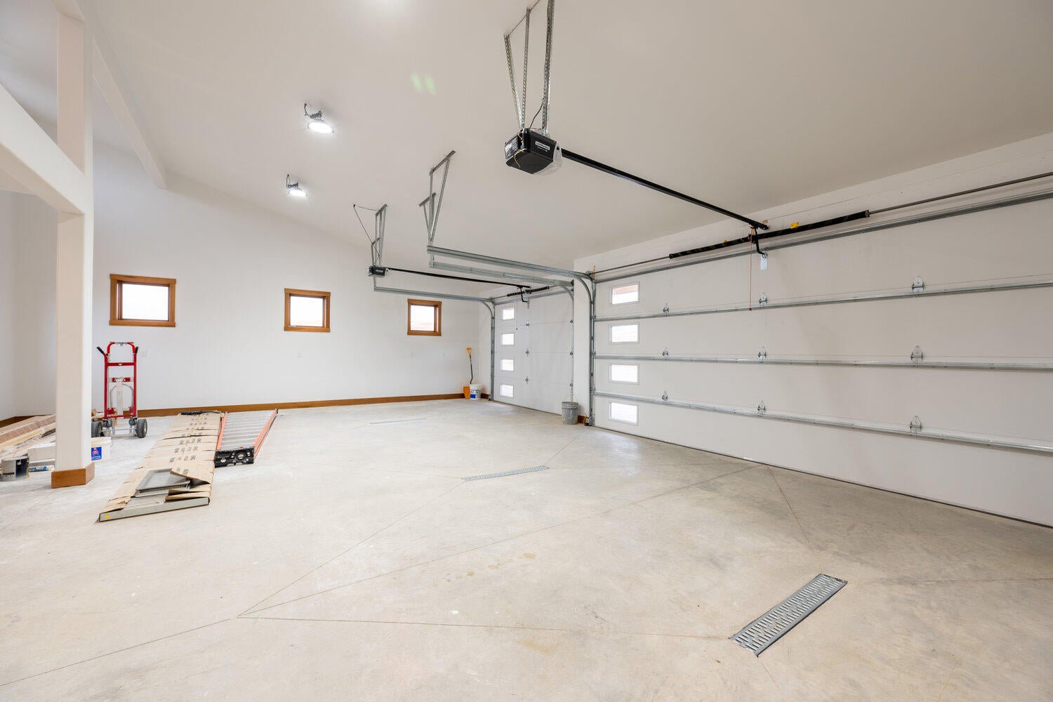 Sheridan, Wyoming, 82801, United States, 4 Bedrooms Bedrooms, ,4 BathroomsBathrooms,Residential,For Sale,1984212