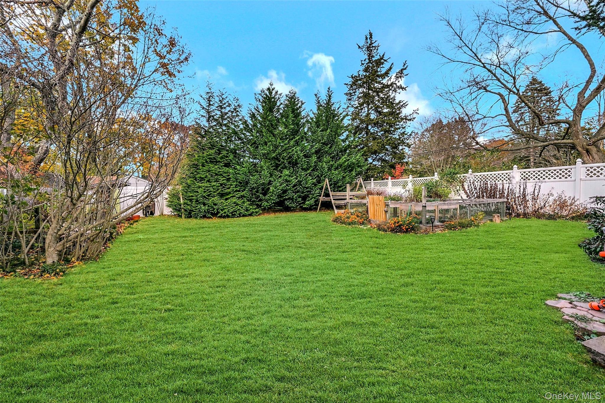 Sound Beach, New York, 11789, United States, 4 Bedrooms Bedrooms, ,2 BathroomsBathrooms,Residential,For Sale,1994513