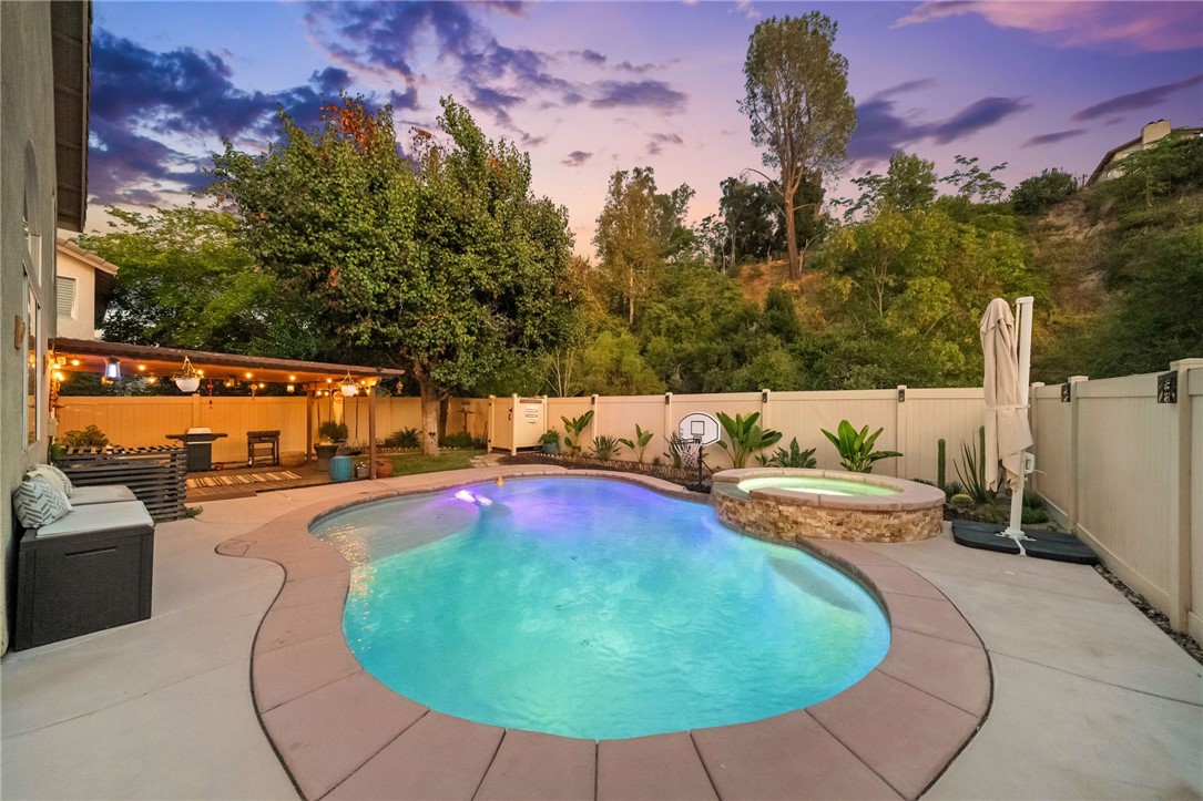Temecula, California, 92592, United States, 3 Bedrooms Bedrooms, ,3 BathroomsBathrooms,Residential,For Sale,1927855