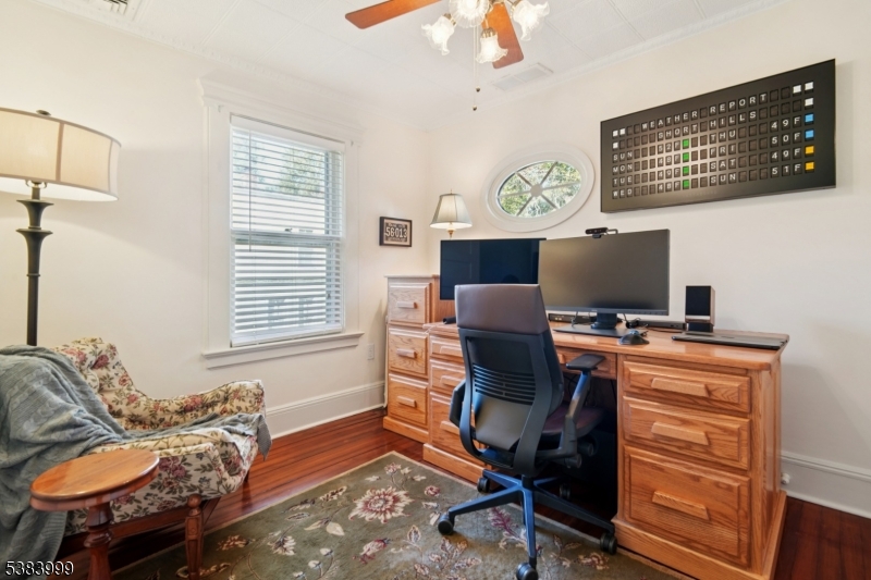 Millburn Twp., New Jersey, 07078, United States, 3 Bedrooms Bedrooms, ,3 BathroomsBathrooms,Residential,For Sale,1988129