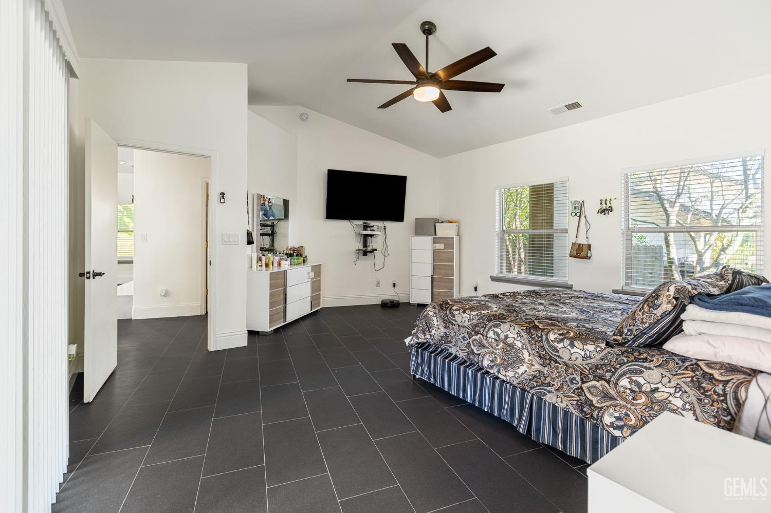 Lindsay, California, 93274, United States, 3 Bedrooms Bedrooms, ,2 BathroomsBathrooms,Residential,For Sale,2013537