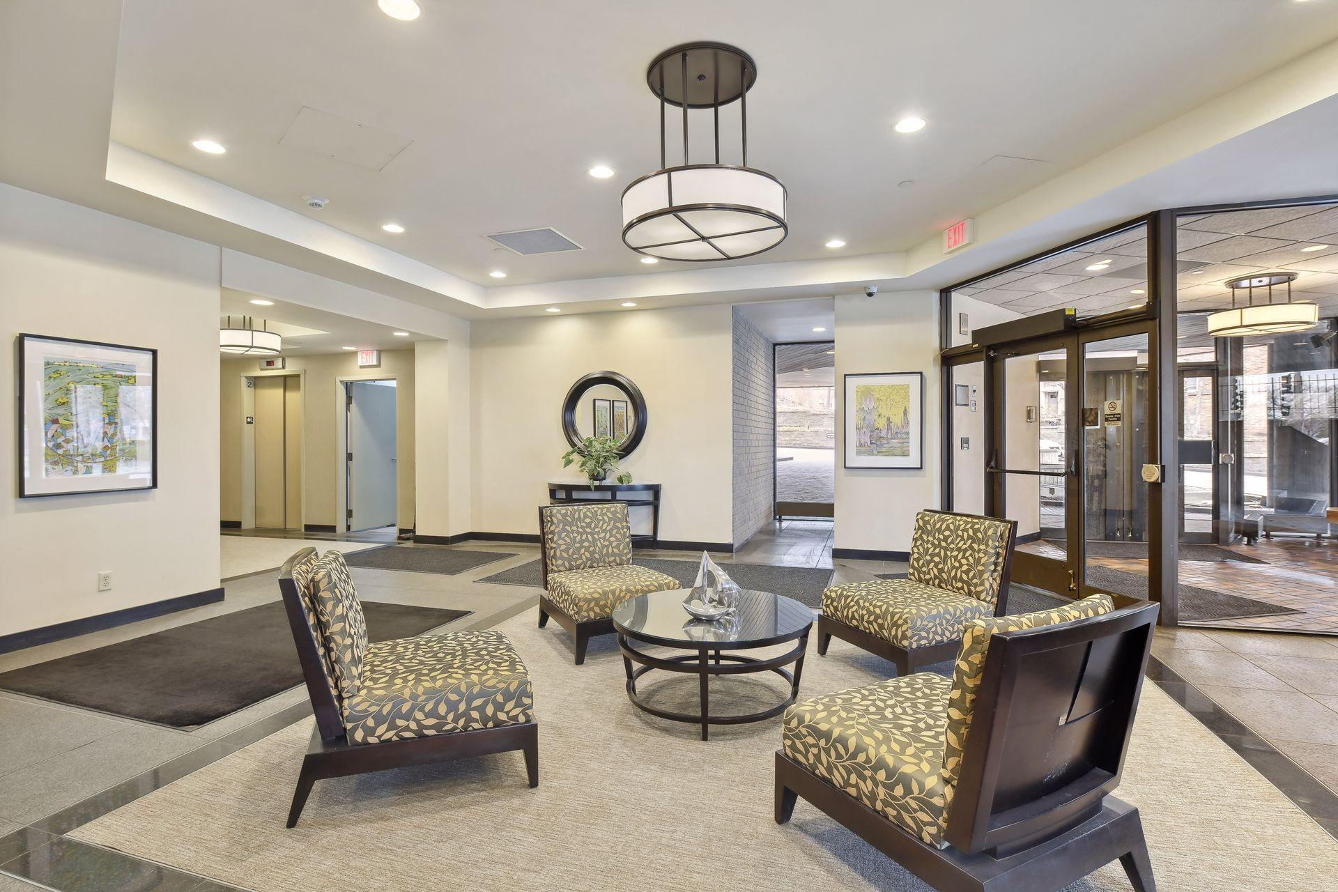 Minneapolis, Minnesota, 55416, United States, 2 Bedrooms Bedrooms, ,1 BathroomBathrooms,Residential,For Sale,1993014