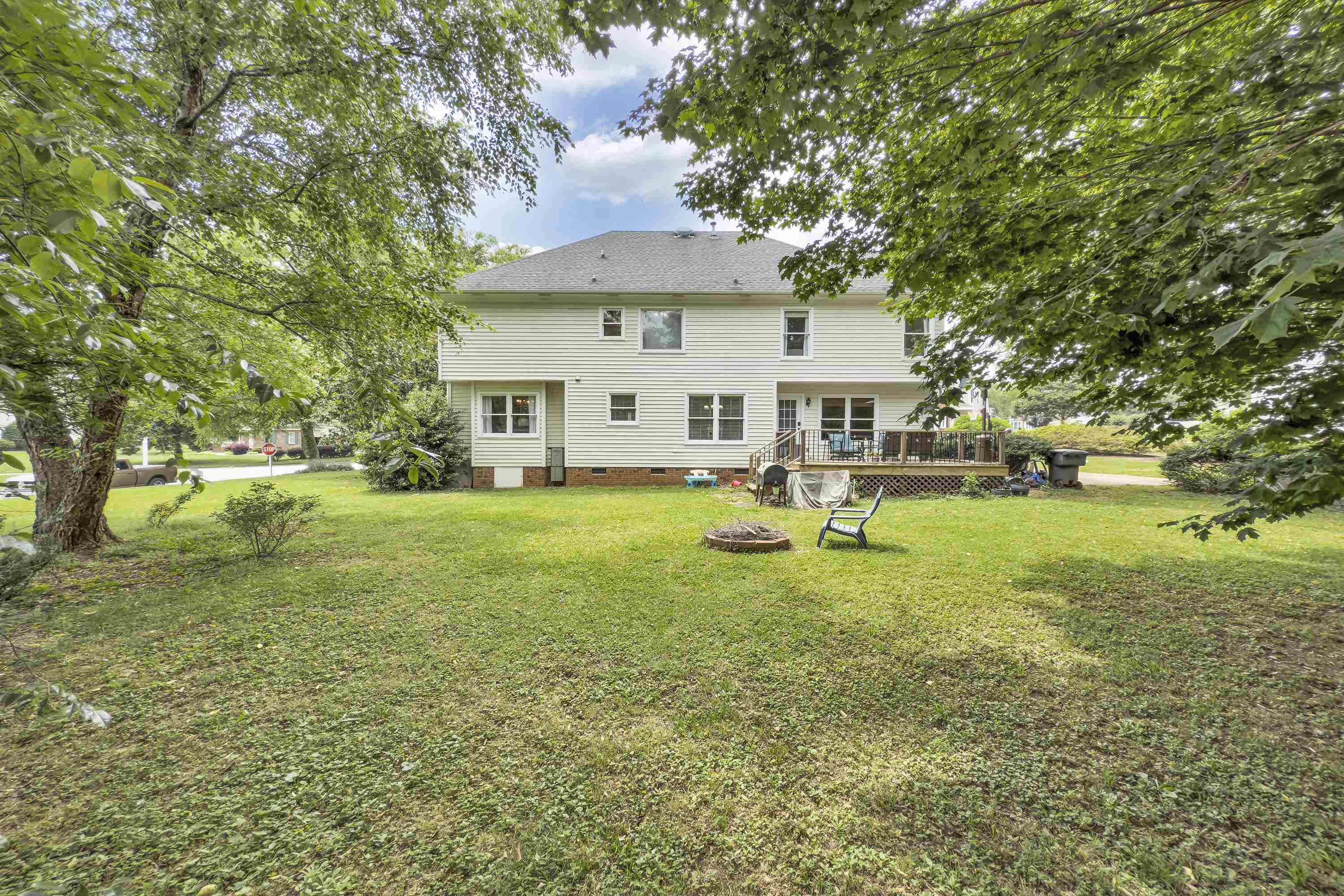 Greenville, South Carolina, 29615, United States, 3 Bedrooms Bedrooms, ,3 BathroomsBathrooms,Residential,For Sale,1838881