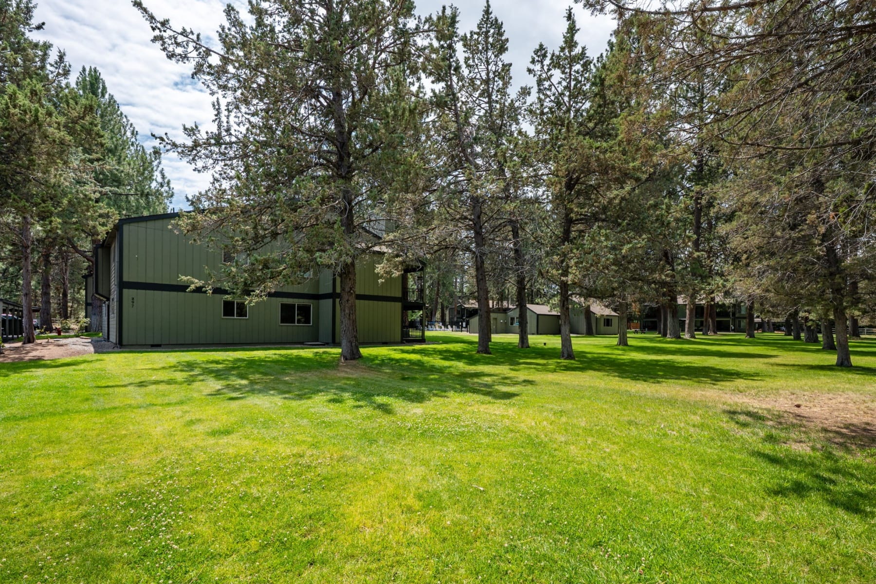  897 E Desperado Trail #UNIT 102 Sisters, OR 97759 - 物件實景