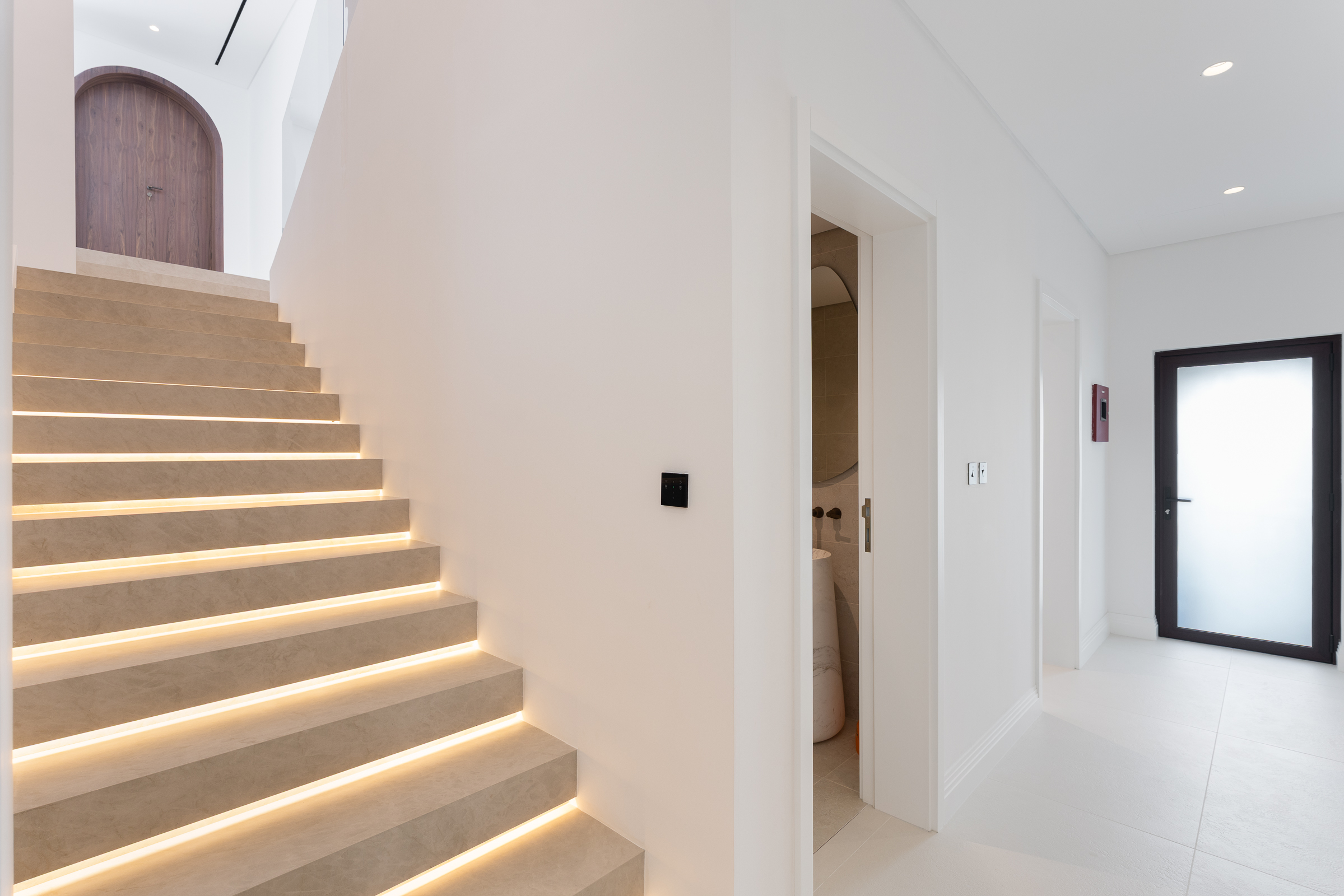  Spacious Fully Upgraded Villa in JGE - 物件實景