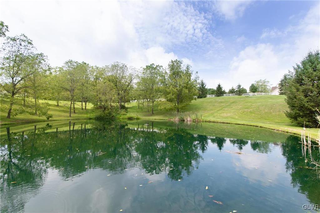 Moore Twp, Pennsylvania, 18014, United States, 4 Bedrooms Bedrooms, ,5 BathroomsBathrooms,Residential,For Sale,1766322