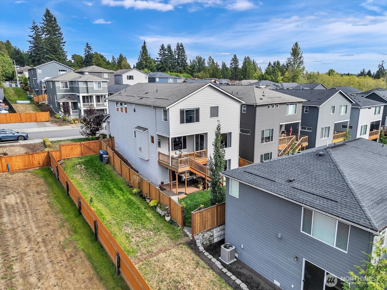 Lake Stevens, Washington, 98258, United States, 4 Bedrooms Bedrooms, ,4 BathroomsBathrooms,Residential,For Sale,1883070
