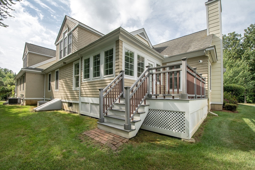 Hanover, Massachusetts, 02339, United States, 2 Bedrooms Bedrooms, ,3 BathroomsBathrooms,Residential,For Sale,1940214