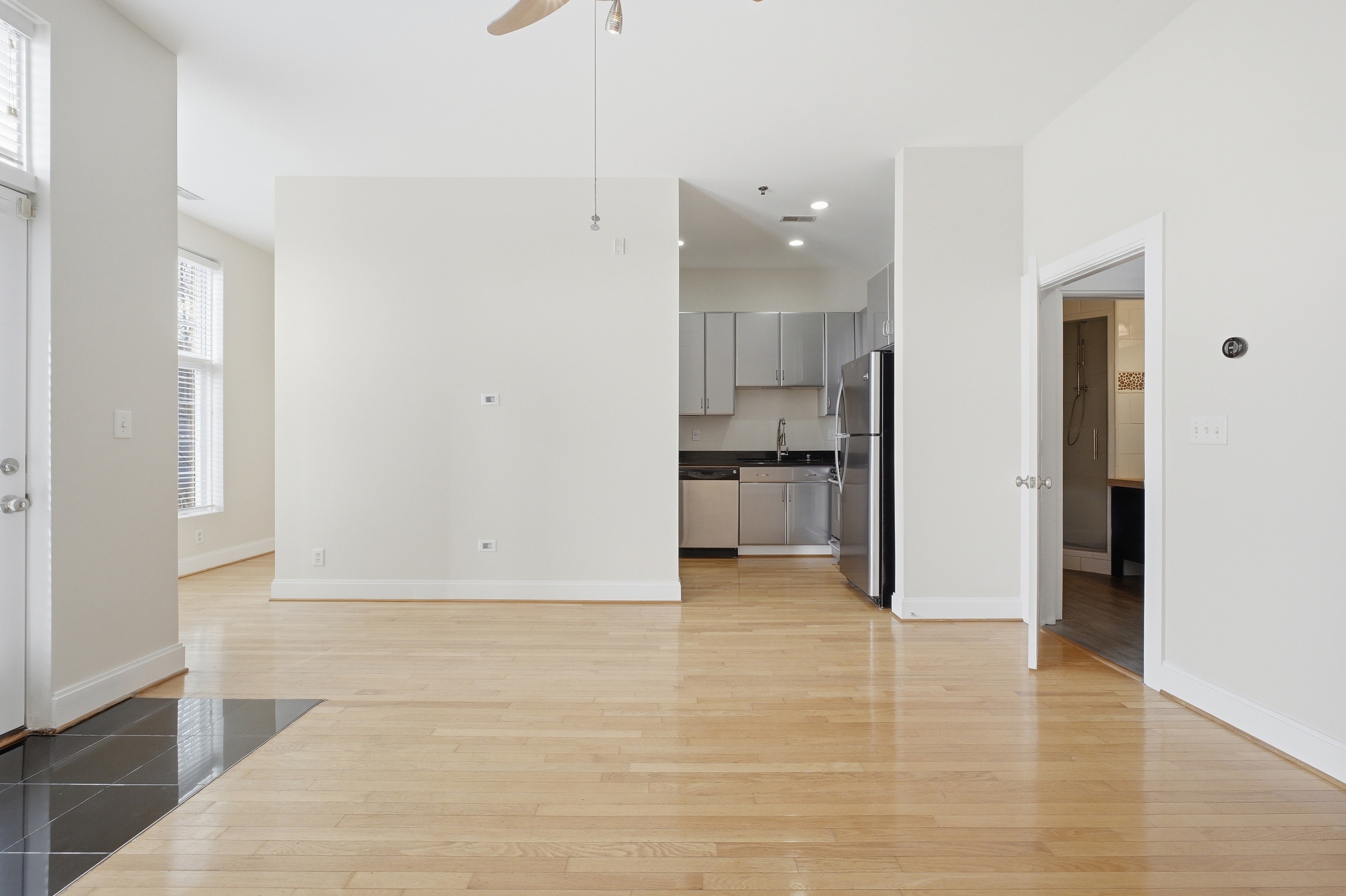  2011 Frankfort Avenue 303, Louisville, KY 40206 - 物件實景