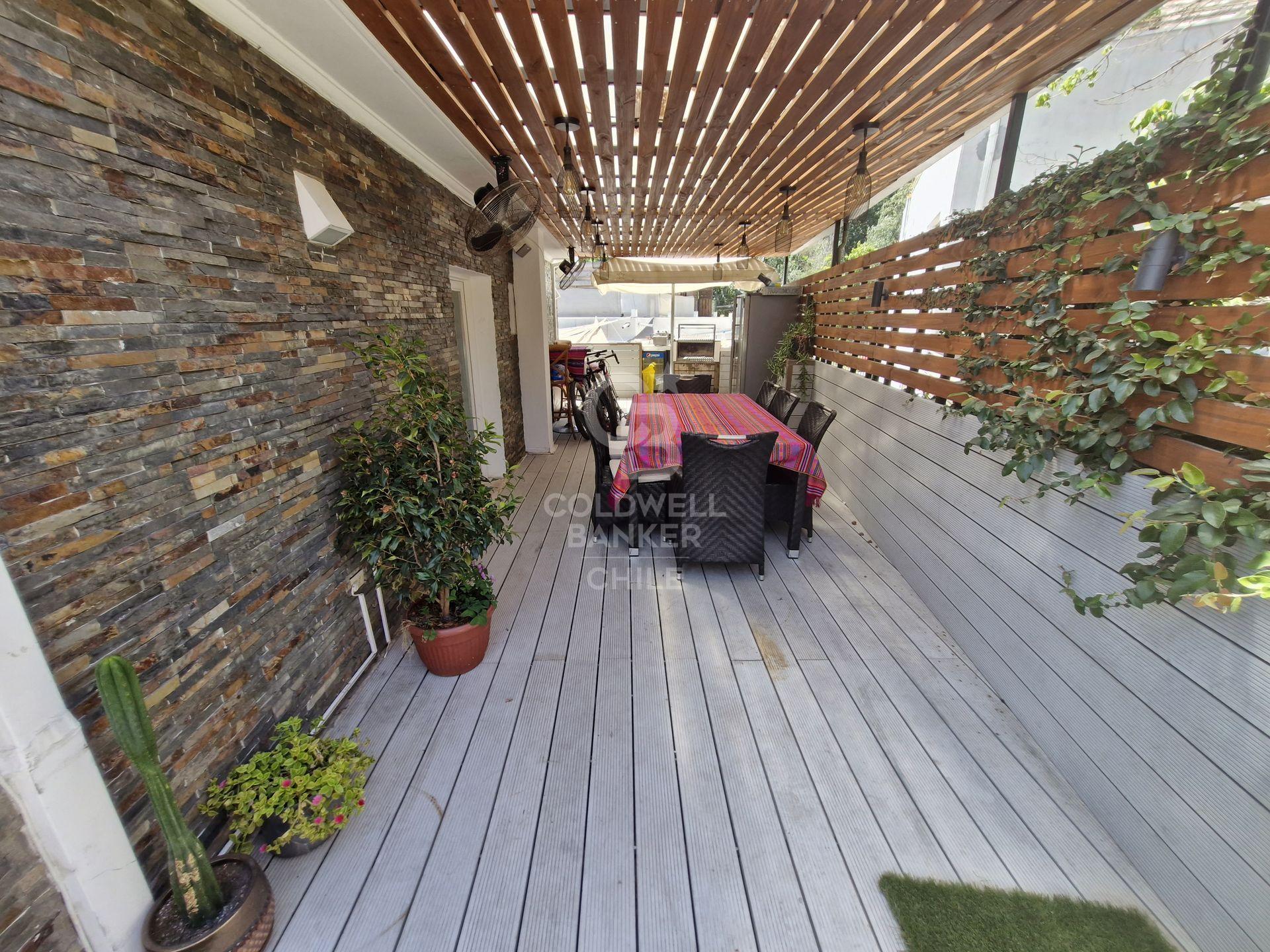 Providencia, Chile, 4 Bedrooms Bedrooms, ,3 BathroomsBathrooms,Residential,For Sale,1895539