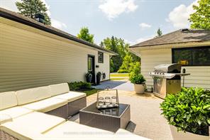 Stittsville, Ontario, K2S 1P8, CA, 2 Bedrooms Bedrooms, ,2 BathroomsBathrooms,Residential,For Sale,1998126