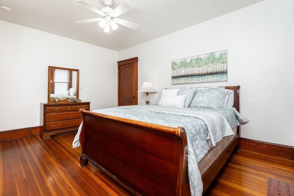 Lawrence, Massachusetts, 01841, United States, 6 Bedrooms Bedrooms, ,3 BathroomsBathrooms,Residential,For Sale,2048880