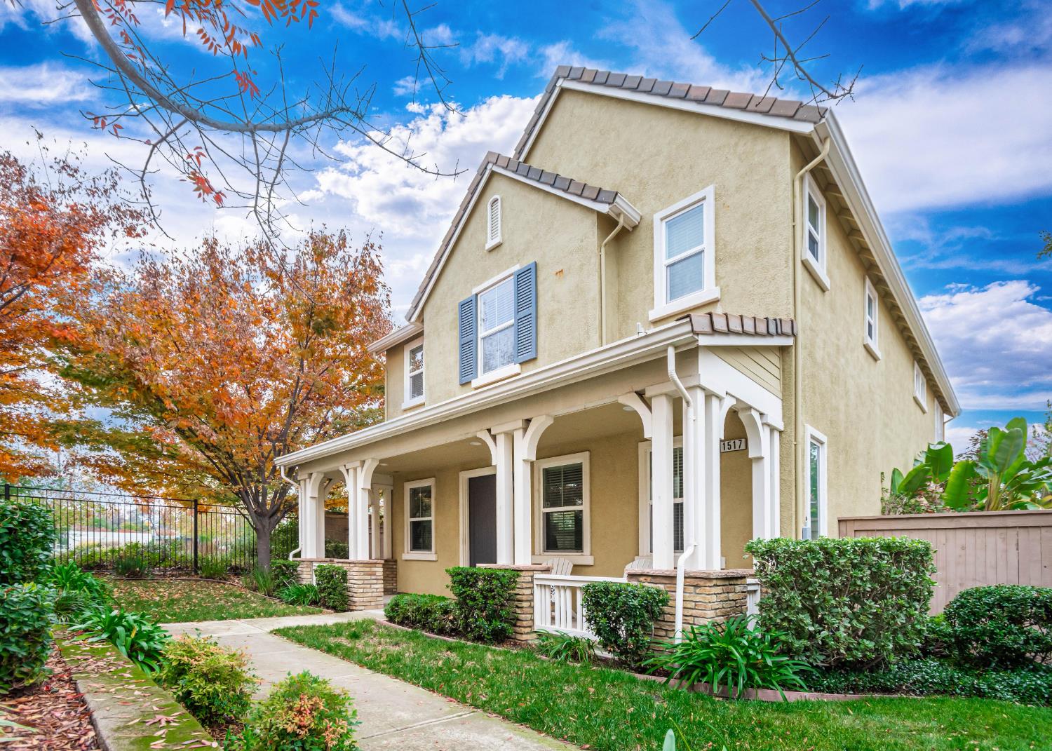 Folsom, California, 95630, United States, 4 Bedrooms Bedrooms, ,3 BathroomsBathrooms,Residential,For Sale,2000807