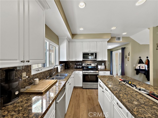 San Clemente, California, 92672, United States, ,Residential,For Sale,1977116