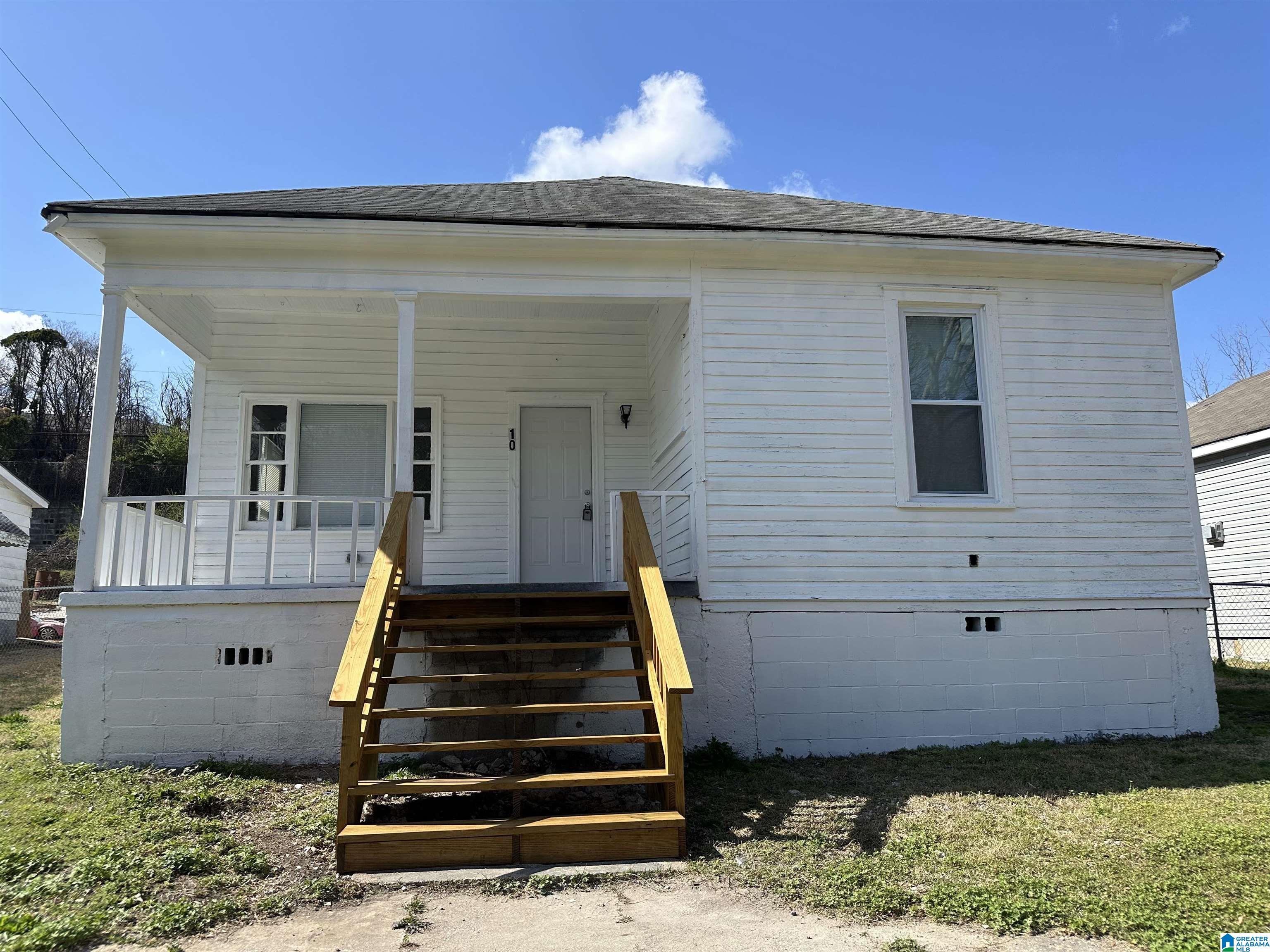 Railroad Ave, Anniston, AL 36201