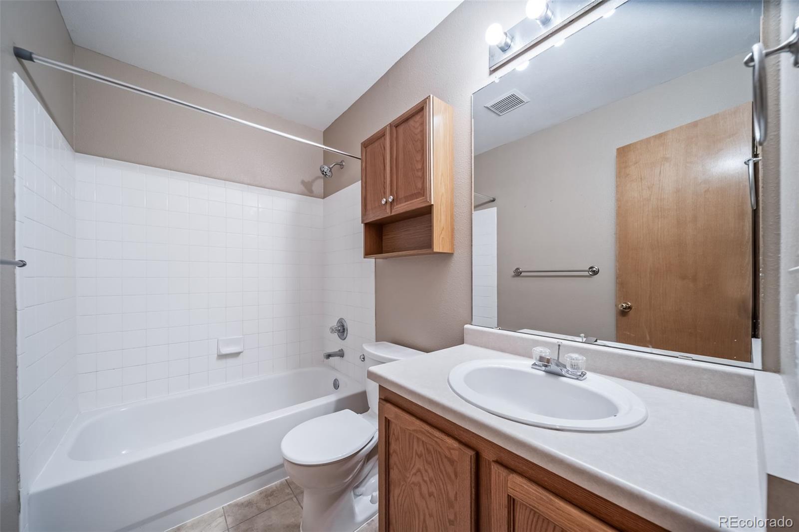 Castle Rock, Colorado, 80104, United States, 3 Bedrooms Bedrooms, ,3 BathroomsBathrooms,Residential,For Sale,1938878
